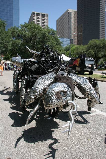 v2006_ArtCar_3_Parade 424 
